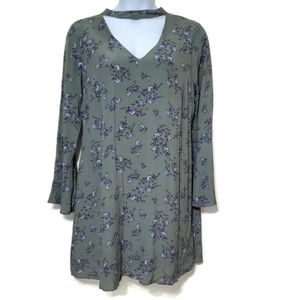 Motherhood Maternity green floral lined dre